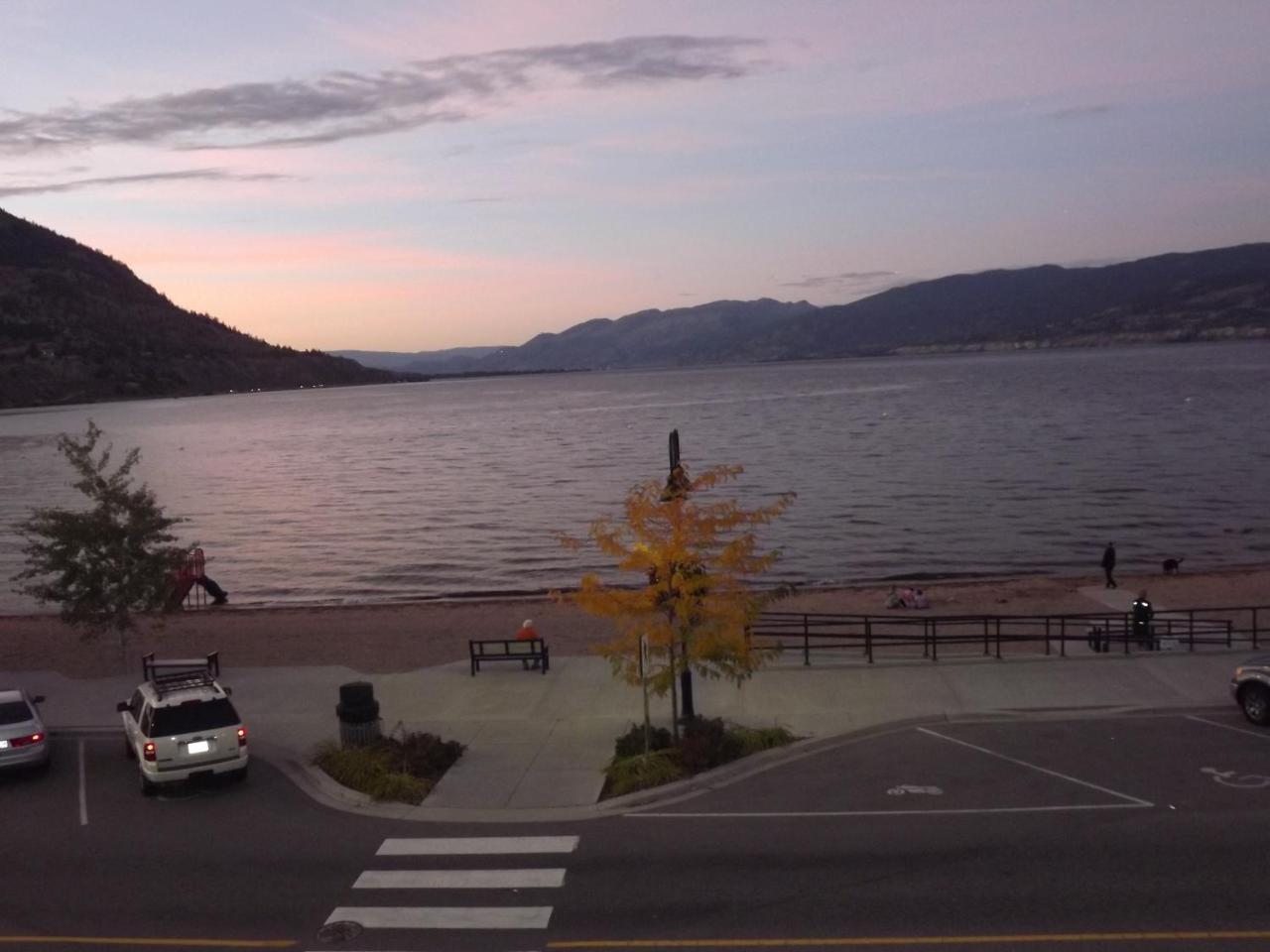 Spanish Villa Resort Penticton Exterior foto
